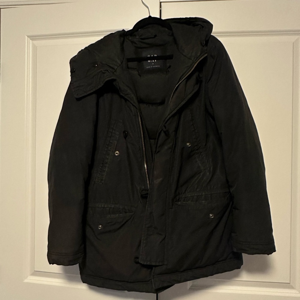 GAP Men's Black Puffer Jacket